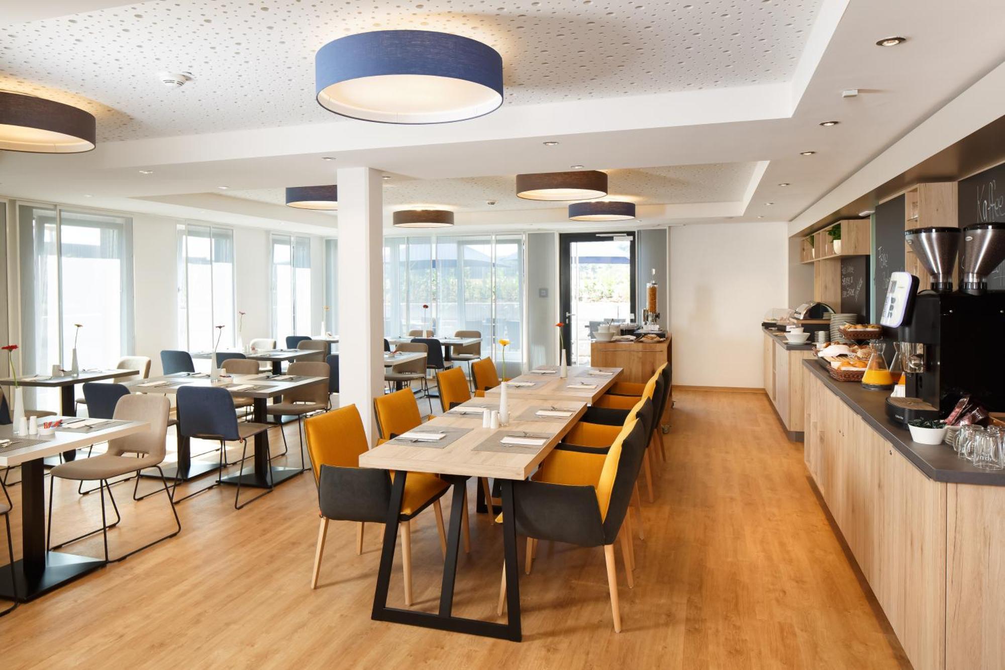 Homey! Hotel Regensburg Exterior photo